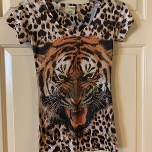 Tiger shirt